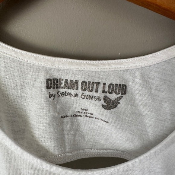Dream out loud embroidered tank top - Picture 4 of 5